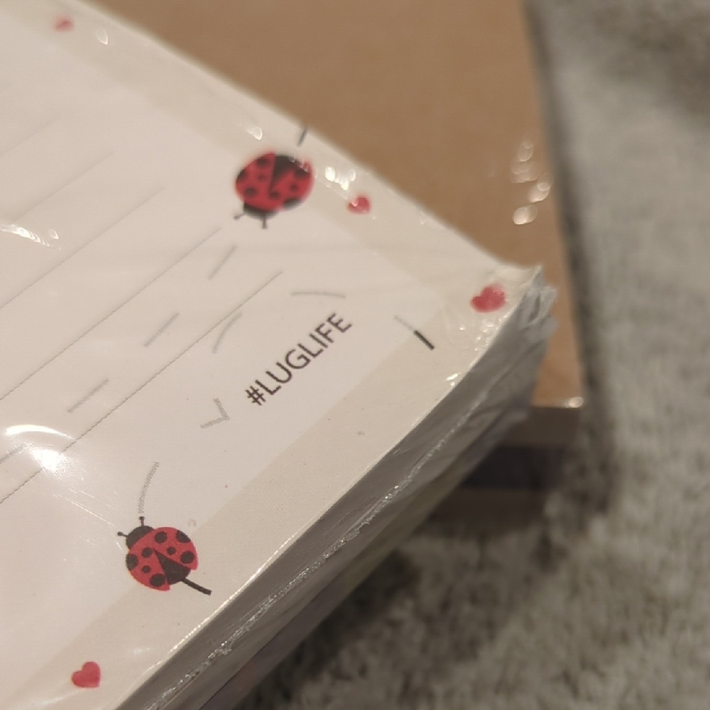 Lug Doodle Notepad 3pk - 8.5" X 5.5" - Love Collection - New-Open Pkg - Picture 6 of 12